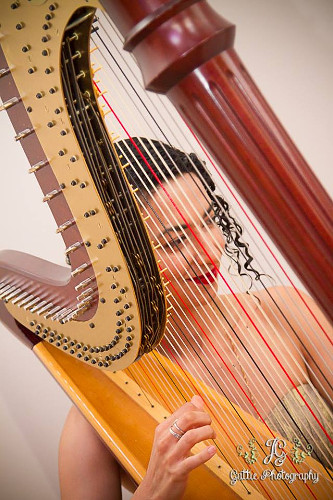 Roselyn Kelada-Sedra, harpist